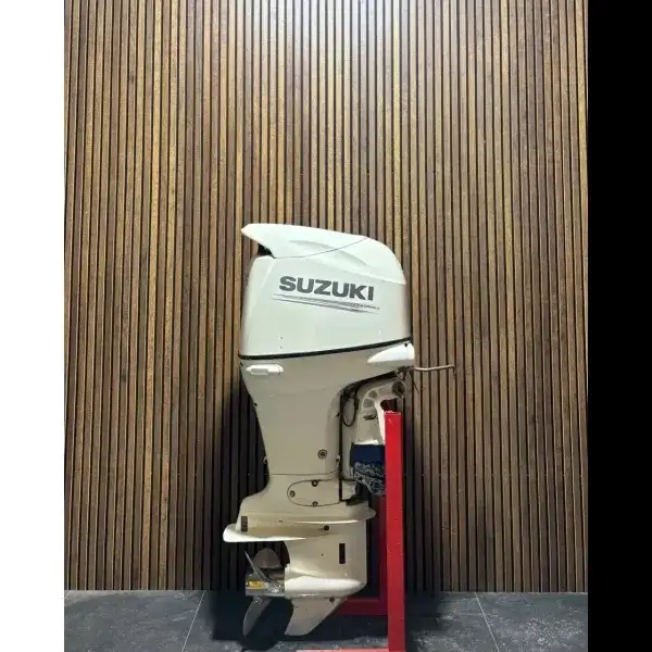 Suzuki DF115A ’19 outboard engine